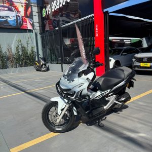 ADV 150 (HONDA)